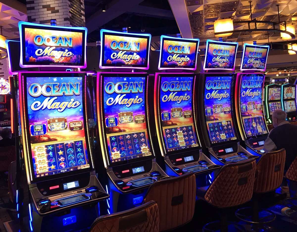 Extend Playing Time With Free Spins And Daily Reward Opportunities